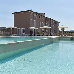 https://riva-toscana-golf-resort-spa.it-tuscanyhotel.com